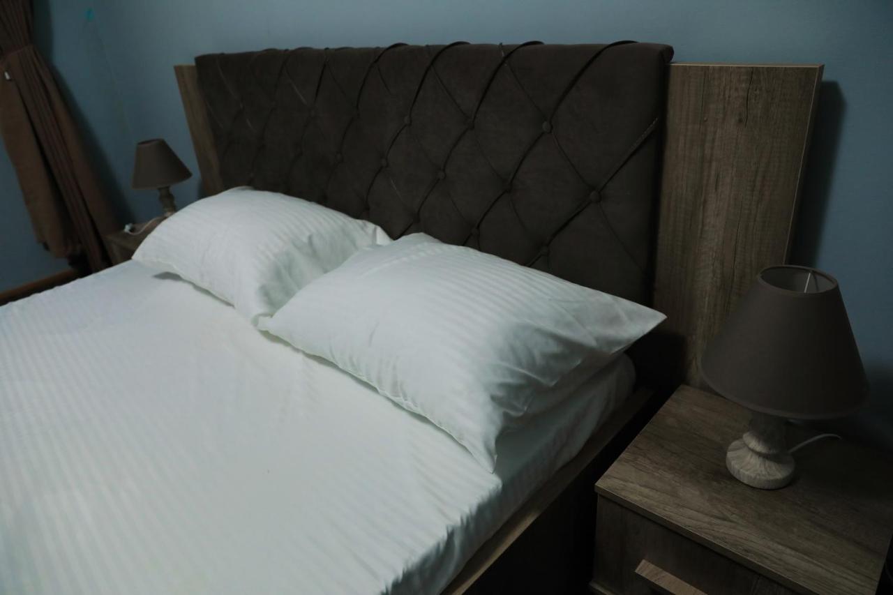 City Park Hostel Пристина Екстериор снимка